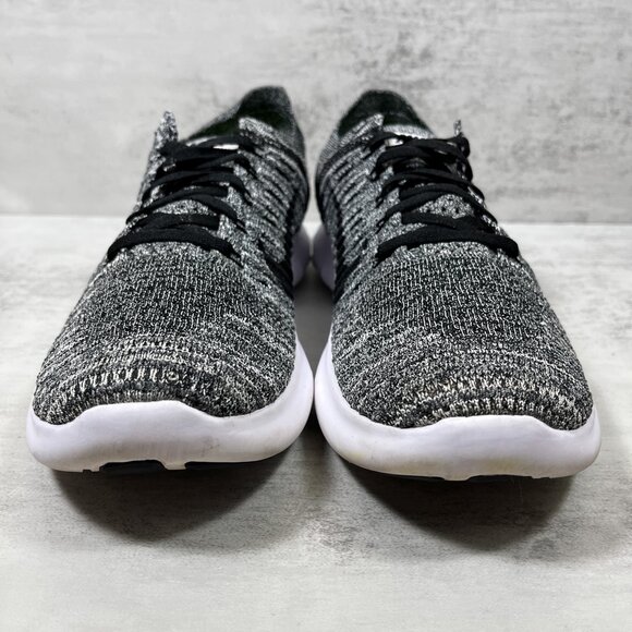 Nike Free RN Flyknit Running Shoes - Men's Size 8 - Oreo Black White - Picture 3 of 10